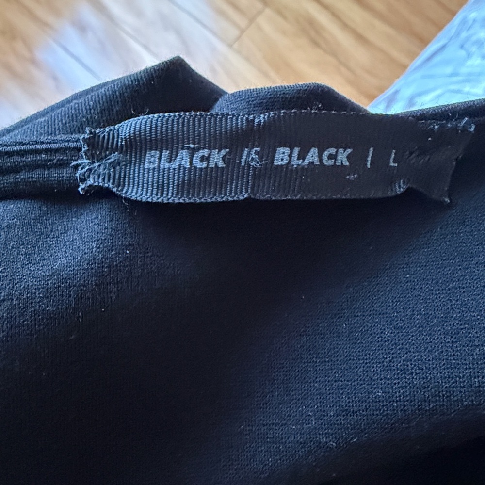 Women's Sweater - Classic Black